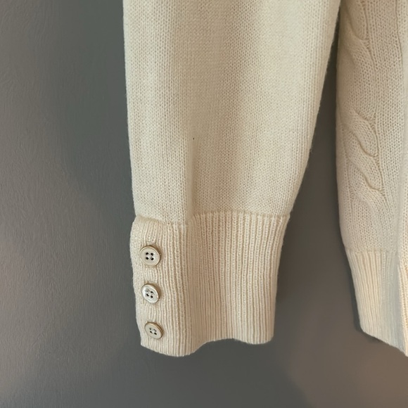 Talbots button cuff ivory cable knit sweater size small - Picture 3 of 5